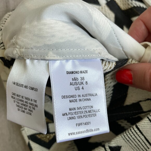 Sass & Bide geometric pattern white shorts - Picture 7 of 11